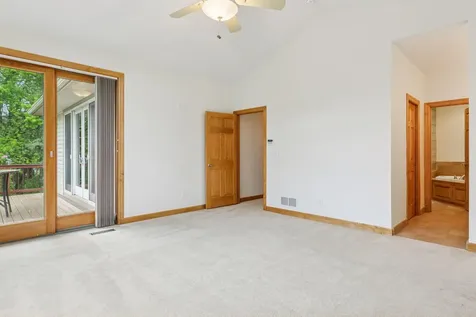 560 Lakeside Bay Drive S Bayport MN 55003