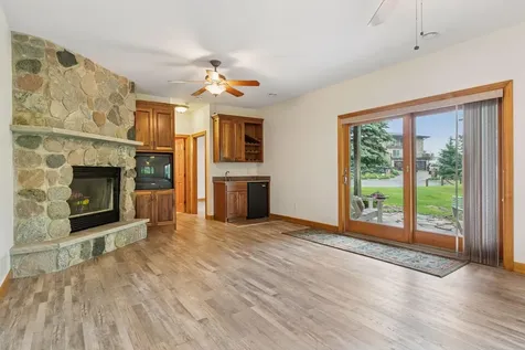 560 Lakeside Bay Drive S Bayport MN 55003