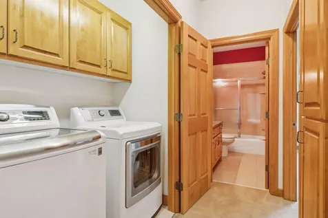 560 Lakeside Bay Drive S Bayport MN 55003