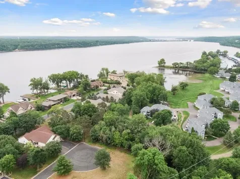 560 Lakeside Bay Drive S Bayport MN 55003