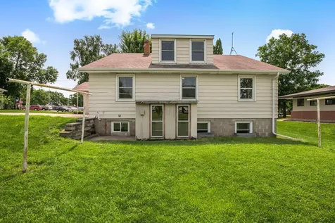 21 Spruce Avenue W Kimball MN 55353