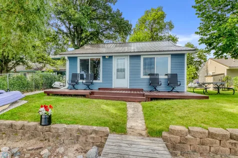 27096 Little Floyd Lake Road Detroit Lakes MN 56501