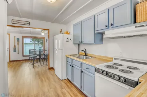 27096 Little Floyd Lake Road Detroit Lakes MN 56501