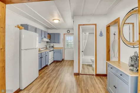 27096 Little Floyd Lake Road Detroit Lakes MN 56501