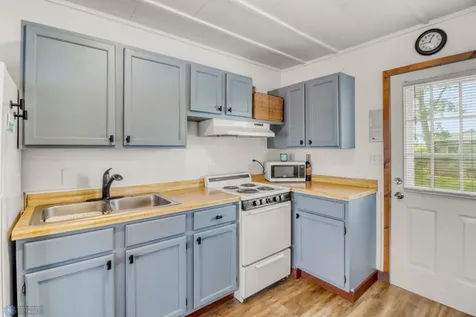 27096 Little Floyd Lake Road Detroit Lakes MN 56501