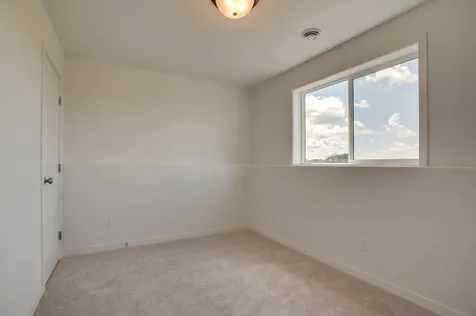 6847 Belding Drive S Fargo ND 58104