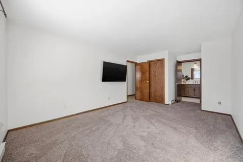 2440 15th Street S Fargo ND 58103