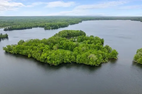 X Garbutt Island Birchwood WI 54817