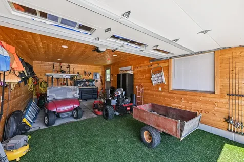 5461 Quimby Avenue NW Annandale MN 55302