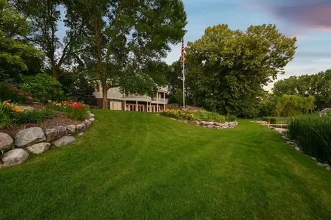 5461 Quimby Avenue NW Annandale MN 55302