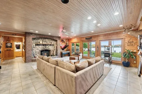 5461 Quimby Avenue NW Annandale MN 55302