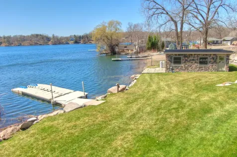 5461 Quimby Avenue NW Annandale MN 55302