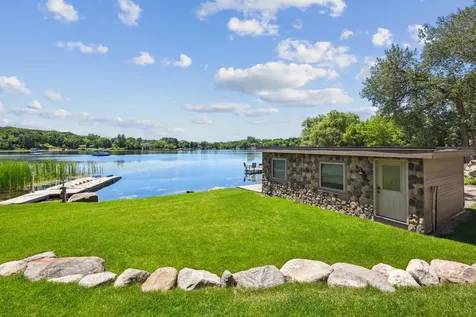 5461 Quimby Avenue NW Annandale MN 55302