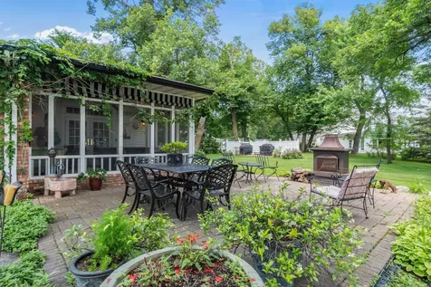 3307 N Nokomis NE Alexandria MN 56308
