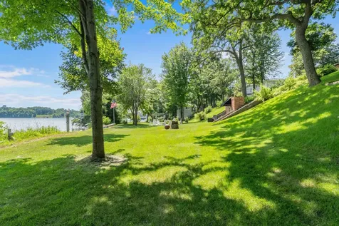 3307 N Nokomis NE Alexandria MN 56308