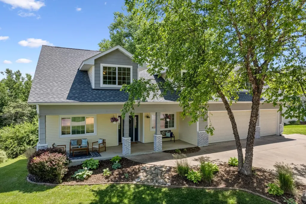 271 E Garvin Heights Road Winona MN 55987