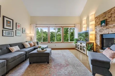 271 E Garvin Heights Road Winona MN 55987