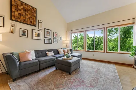 271 E Garvin Heights Road Winona MN 55987