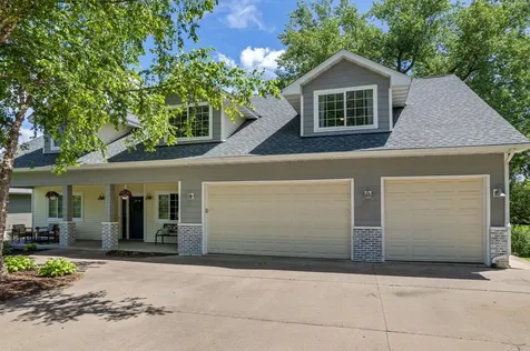 271 E Garvin Heights Road Winona MN 55987
