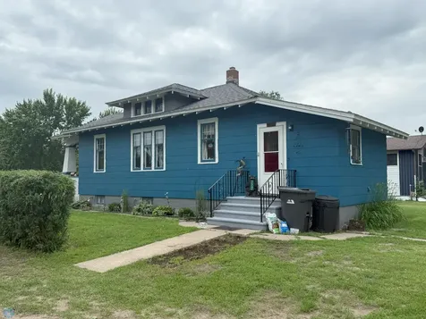 209 Lincoln Avenue NE Twin Valley MN 56584