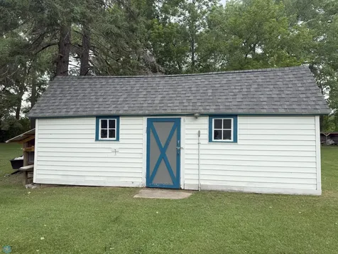 209 Lincoln Avenue NE Twin Valley MN 56584