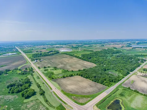 12120 Jonathan Carver Parkway Chaska MN 55318