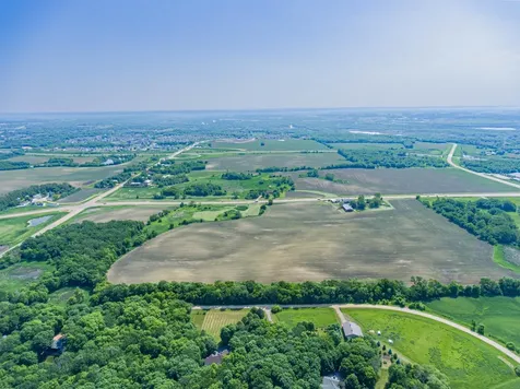 12120 Jonathan Carver Parkway Chaska MN 55318