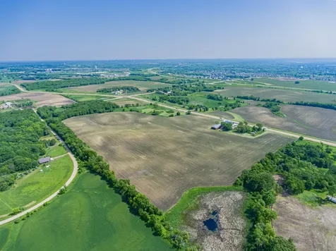 12120 Jonathan Carver Parkway Chaska MN 55318