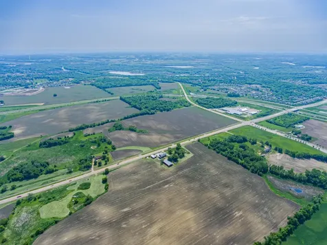 12120 Jonathan Carver Parkway Chaska MN 55318