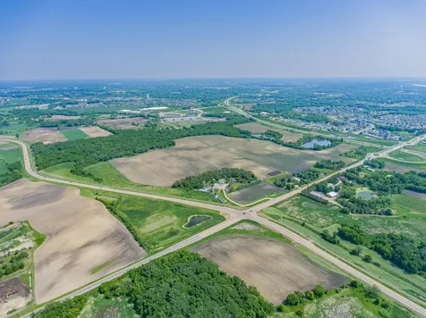 12120 Jonathan Carver Parkway Chaska MN 55318