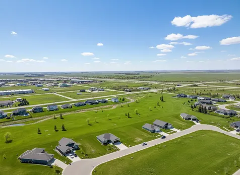 215 Emma Court Mapleton ND 58059