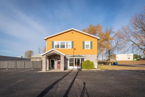 1111 N Knowles Avenue New Richmond WI 54017
