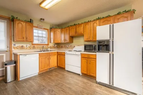 1111 N Knowles Avenue New Richmond WI 54017