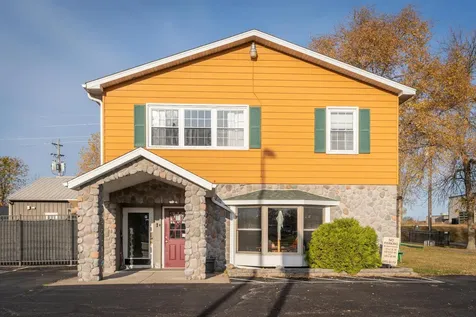 1111 N Knowles Avenue New Richmond WI 54017