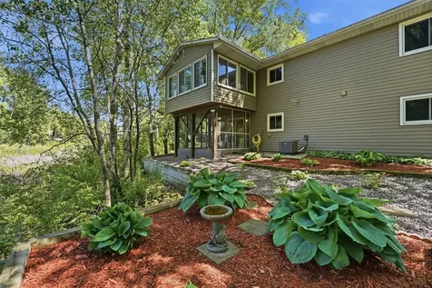 783 Bur Oak Court Vadnais Heights MN 55127