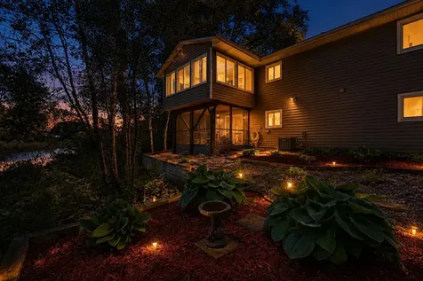 783 Bur Oak Court Vadnais Heights MN 55127