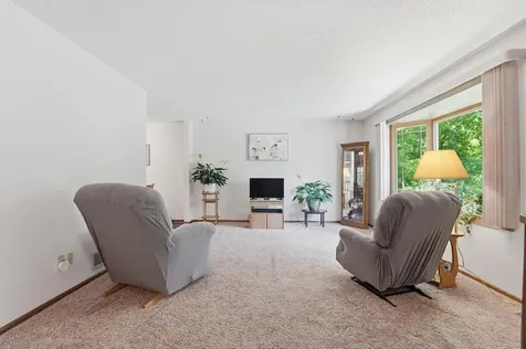 783 Bur Oak Court Vadnais Heights MN 55127
