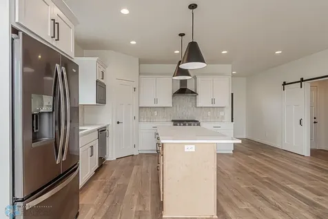 3187 66th Avenue S Fargo ND 58104