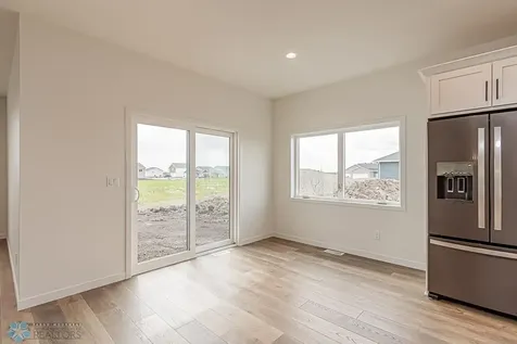 3187 66th Avenue S Fargo ND 58104