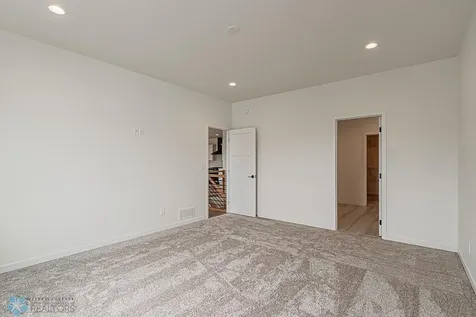 3187 66th Avenue S Fargo ND 58104