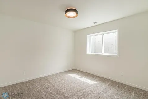 3187 66th Avenue S Fargo ND 58104
