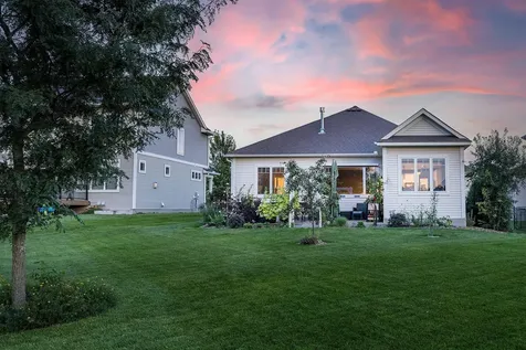 2209 Naples Avenue Cologne MN 55322