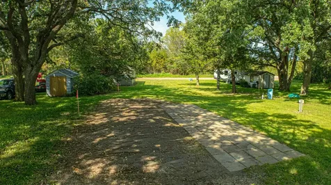 20983 72nd Street NW Pennock MN 56279