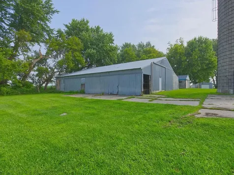 10864 117th Street SW Winsted MN 55395
