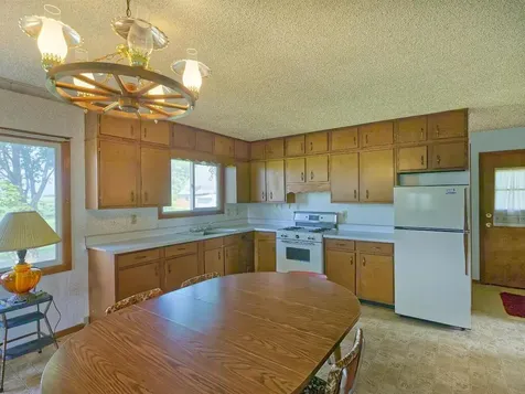 10864 117th Street SW Winsted MN 55395
