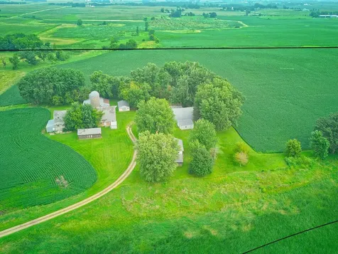 10864 117th Street SW Winsted MN 55395