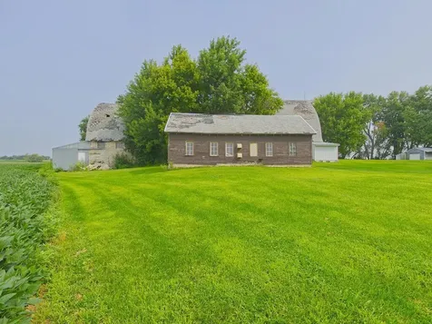 10864 117th Street SW Winsted MN 55395
