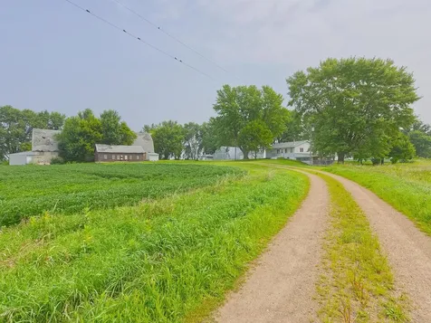 10864 117th Street SW Winsted MN 55395