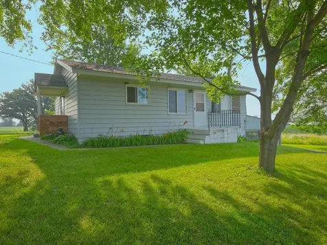 10864 117th Street SW Winsted MN 55395