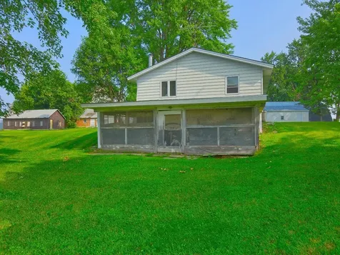 10864 117th Street SW Winsted MN 55395